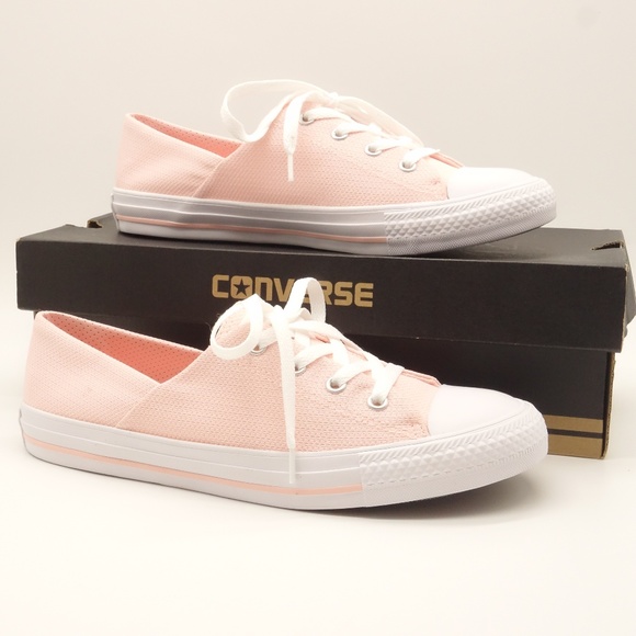 Nwt Chuck Taylor Pink Canvas Sneakers 